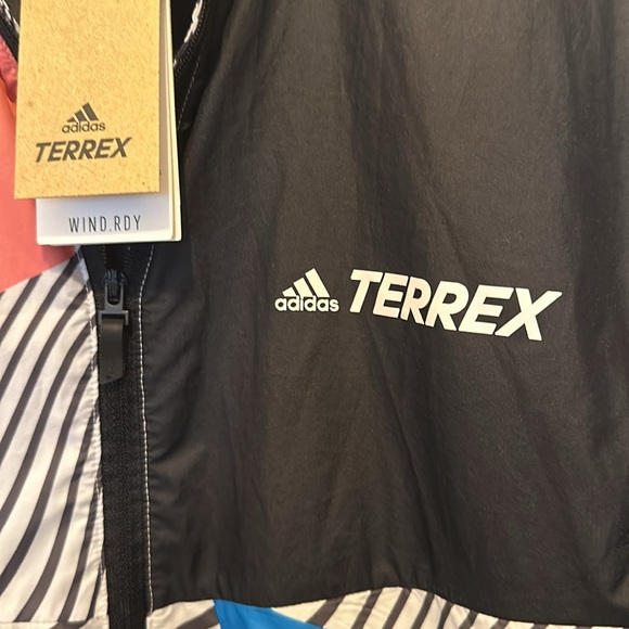 Adidas terrex trail running wind jacket, xs - Picture 7 of 9